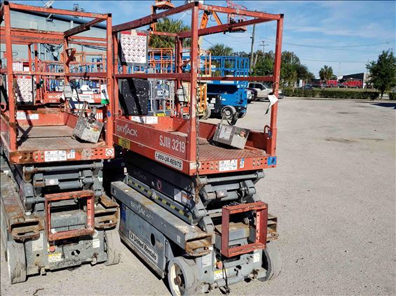 2014 Skyjack SJIII3219 Scissor Lift
