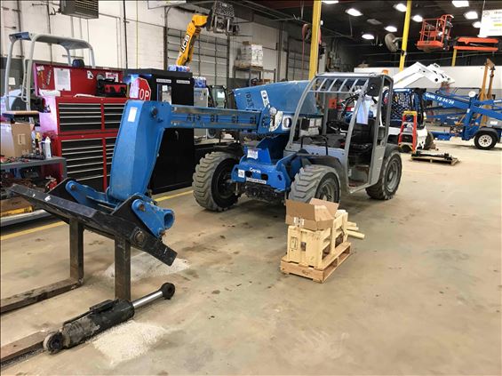 2014 Genie GTH-5519
