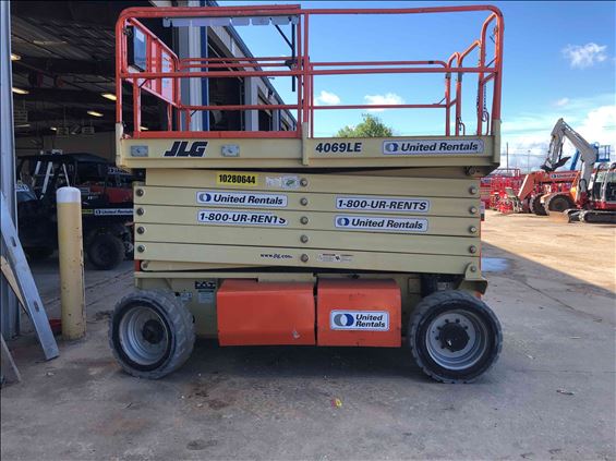 2014 JLG 4069LE Scissor Lift
