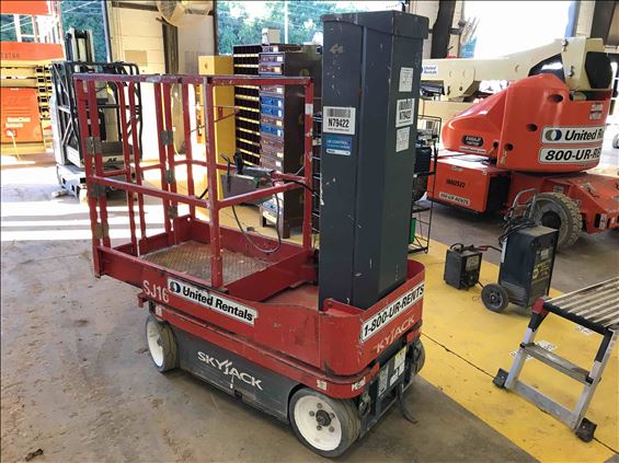 2013 Skyjack SJ16 Scissor Lift