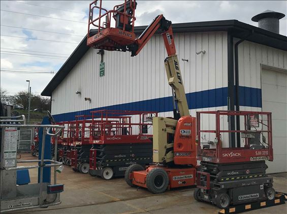 2013 JLG E300AJP Boom Lift