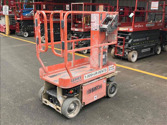 2013 JLG 1230ES Scissor Lift