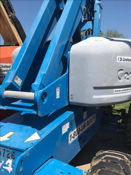 2013 Genie S-60X Boom Lift