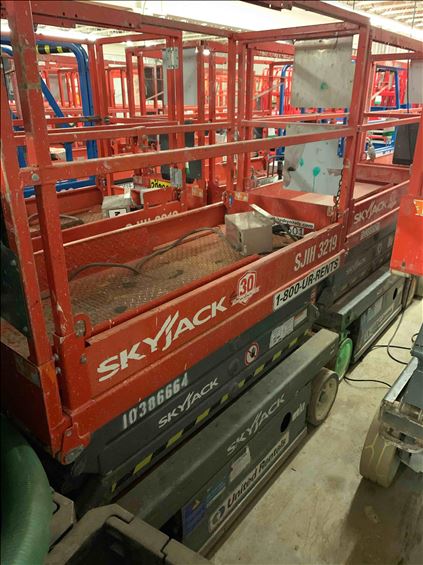 2015 Skyjack SJIII3219 Scissor Lift