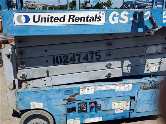 2014 Genie GS-3246 Scissor Lift