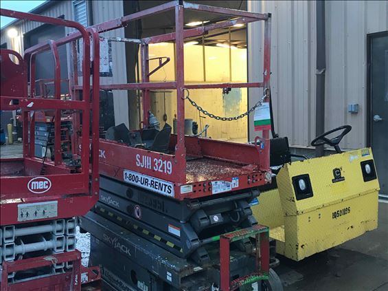2014 Skyjack SJIII3219 Scissor Lift