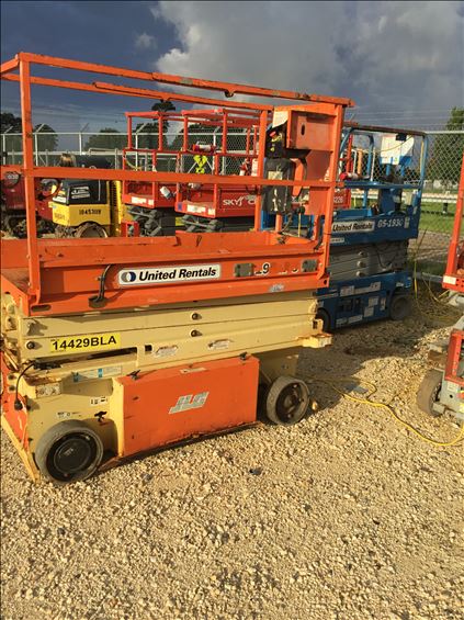 2014 JLG 1932RS Scissor Lift