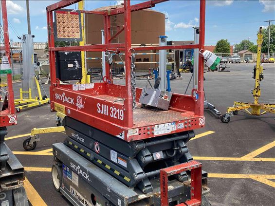2015 Skyjack SJIII3219 Scissor Lift