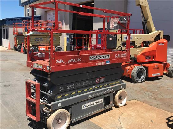 2012 Skyjack SJIII3226 Scissor Lift