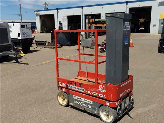 2015 Skyjack SJ16 Scissor Lift