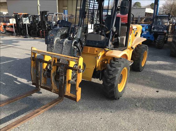 2014 JCB 520-50 Rough Terrain Forklift