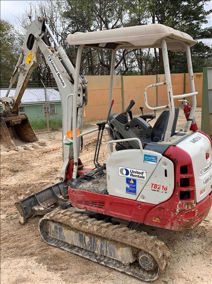 2016 Takeuchi TB216 Mini-Excavator