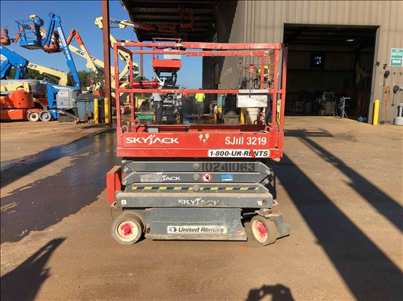 2014 Skyjack SJIII3219 Scissor Lift