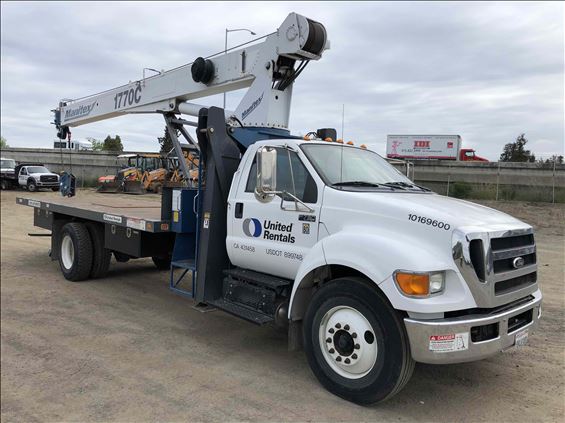 2013 Manitex 1770C Crane