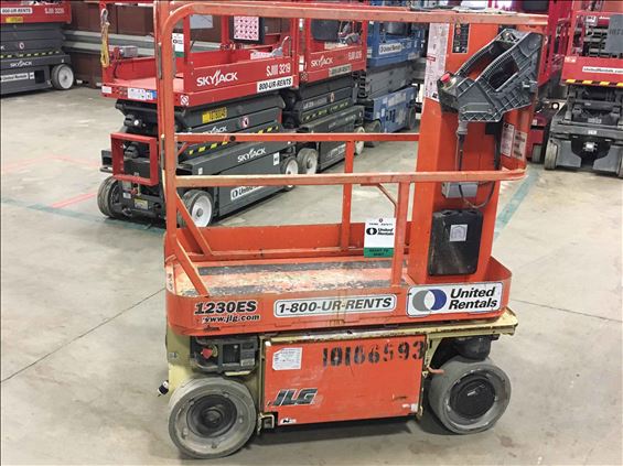 2013 JLG 1230ES Scissor Lift