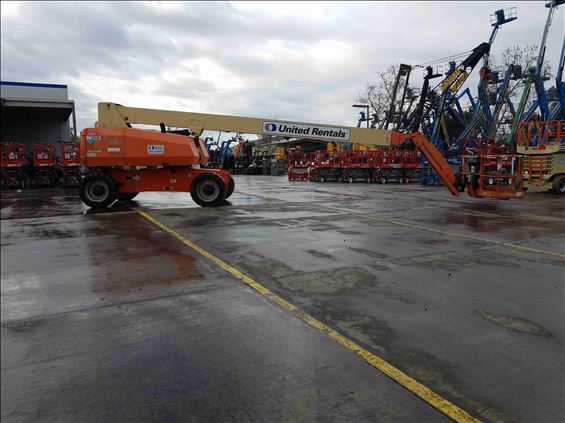 2011 JLG 860SJ Boom Lift