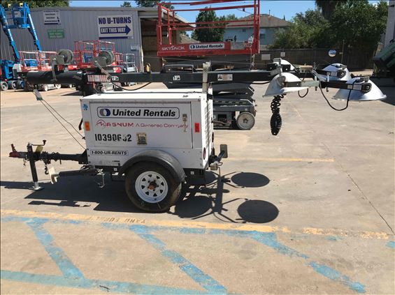 2015 Magnum Pro MLT3060 Towable Light Tower