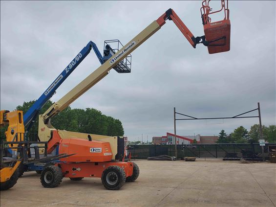 2013 JLG 800AJ Boom Lift