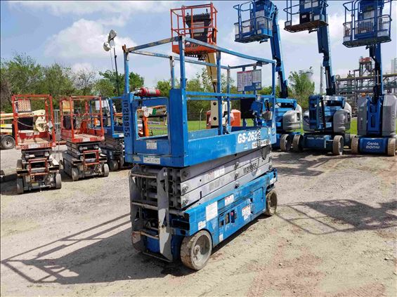 2014 Genie GS-2632 Scissor Lift