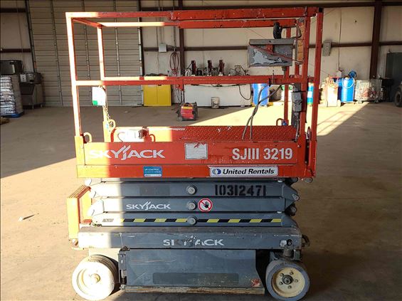 2014 Skyjack SJIII3219 Scissor Lift