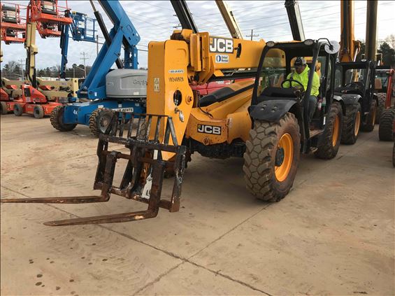 2014 JCB 507-42 Rough Terrain Forklift