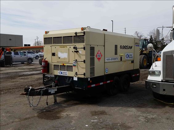 2014 Doosan HP915WCU-T4I Air Compressor