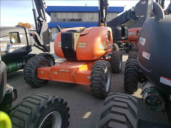 2011 JLG 600AJ