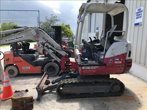 2016 Takeuchi TB230 Mini-Excavator