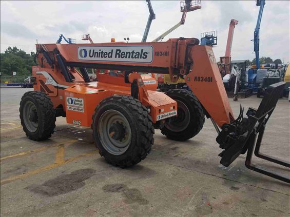 2014 SKYTRAK 6042 Rough Terrain Forklift
