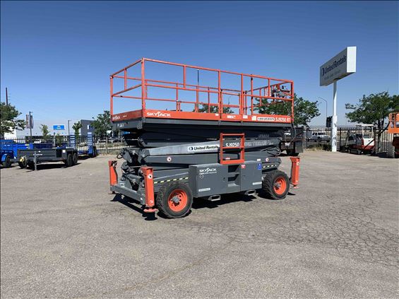2013 Skyjack SJ9250RT Scissor Lift