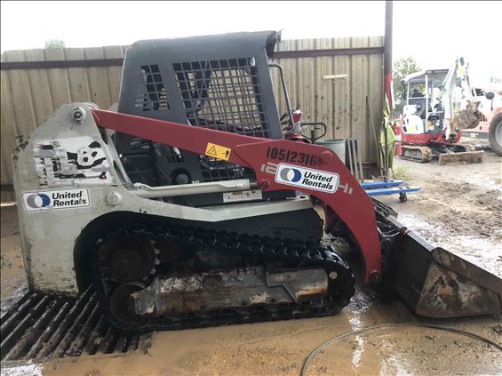 2016 Takeuchi TL8W
