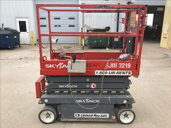 2014 Skyjack SJIII3219 Scissor Lift