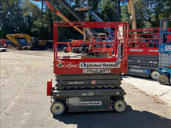 2014 Skyjack SJIII3219 Scissor Lift