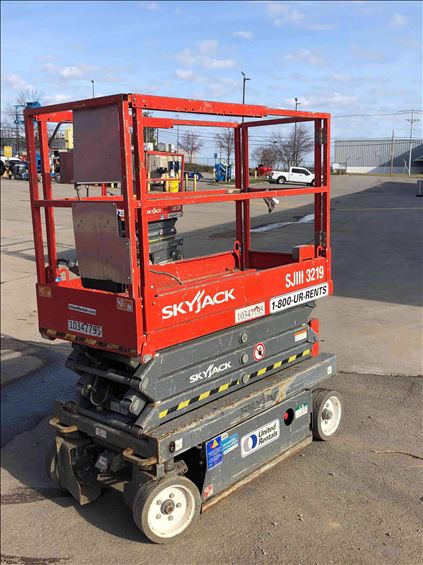 2015 Skyjack SJIII3219 Scissor Lift