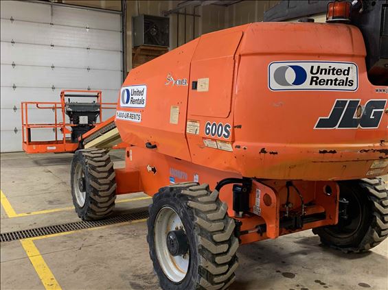 2013 JLG 600S Boom Lift