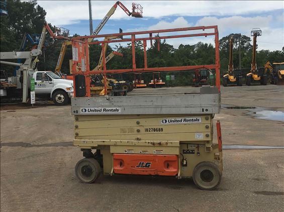 2014 JLG 2630ES Scissor Lift