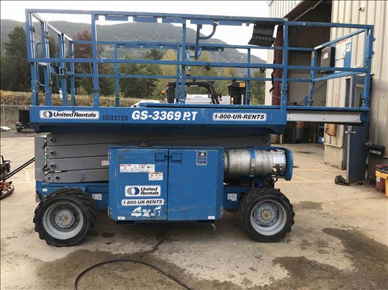 2013 Genie GS-3369RT Scissor Lift