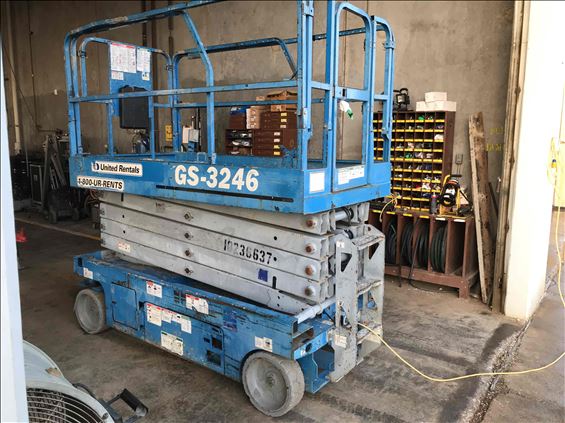 2014 Genie GS-3246 Scissor Lift