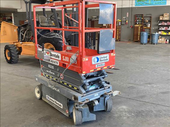 2015 Skyjack SJIII3219 Scissor Lift