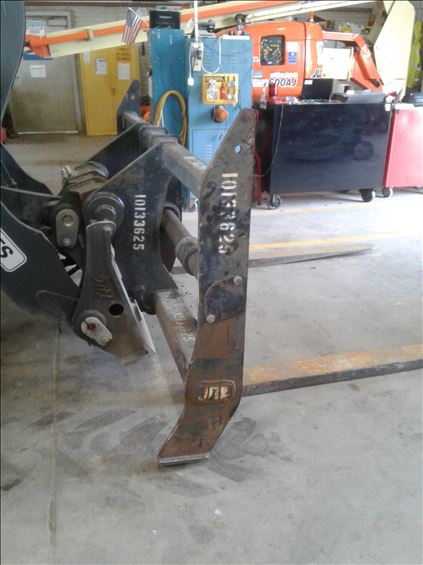 2013 Case QC300CUFSD9672M Earthmoving Attachment