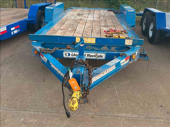 2016 Towmaster T10DT-18 Trailer