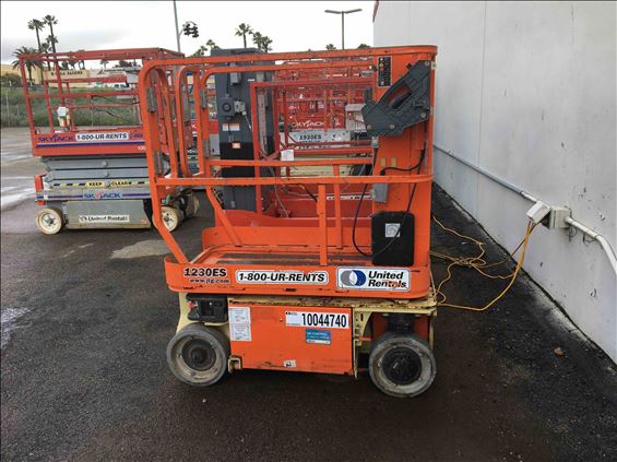 2012 JLG 1230ES Scissor Lift