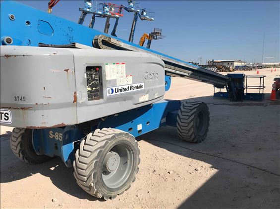2013 Genie S-85 Boom Lift