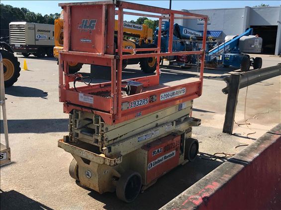 2013 JLG 1932RS Scissor Lift