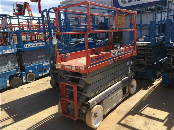 2012 Skyjack SJIII3226 Scissor Lift