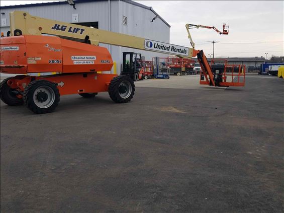 2013 JLG 860SJ Boom Lift