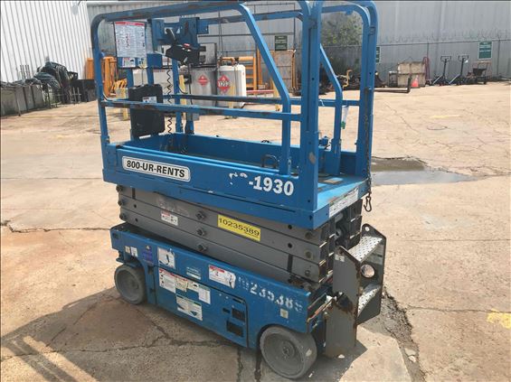 2014 Genie GS-1930 Scissor Lift