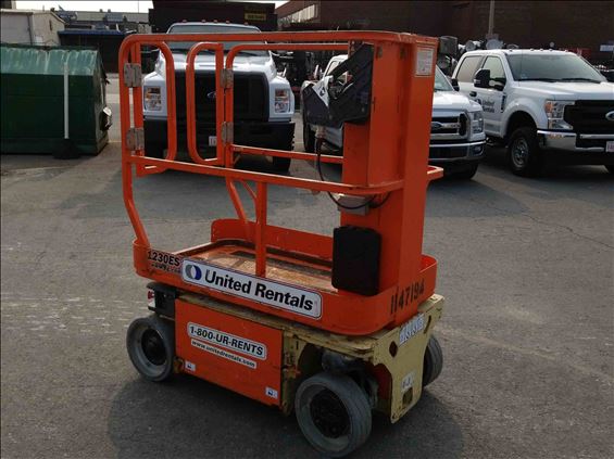 2010 JLG 1230ES Scissor Lift