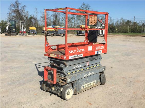 2014 Skyjack SJIII3219 Scissor Lift