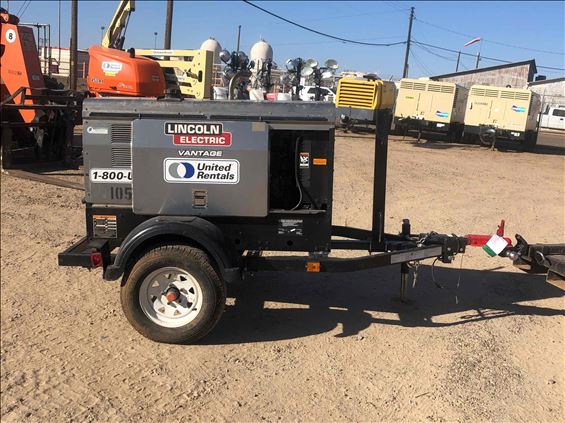 2016 Lincoln Electric Vantage 300 Welder